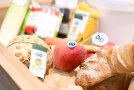 Apfel, Knollensellerie und Brot mit Bio-Siegel