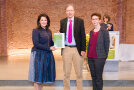 v. l. Ministerin Michaela Kaniber, Thomas Rappl, Antje Santowski