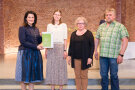 (v. l. Ministerin Michaela Kanib, Johanna Pfaffinger, Monika Diezinger, Albert Täufer)