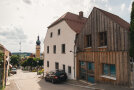 Außenansicht Wohnhaus und Polsterei Tännesberg 